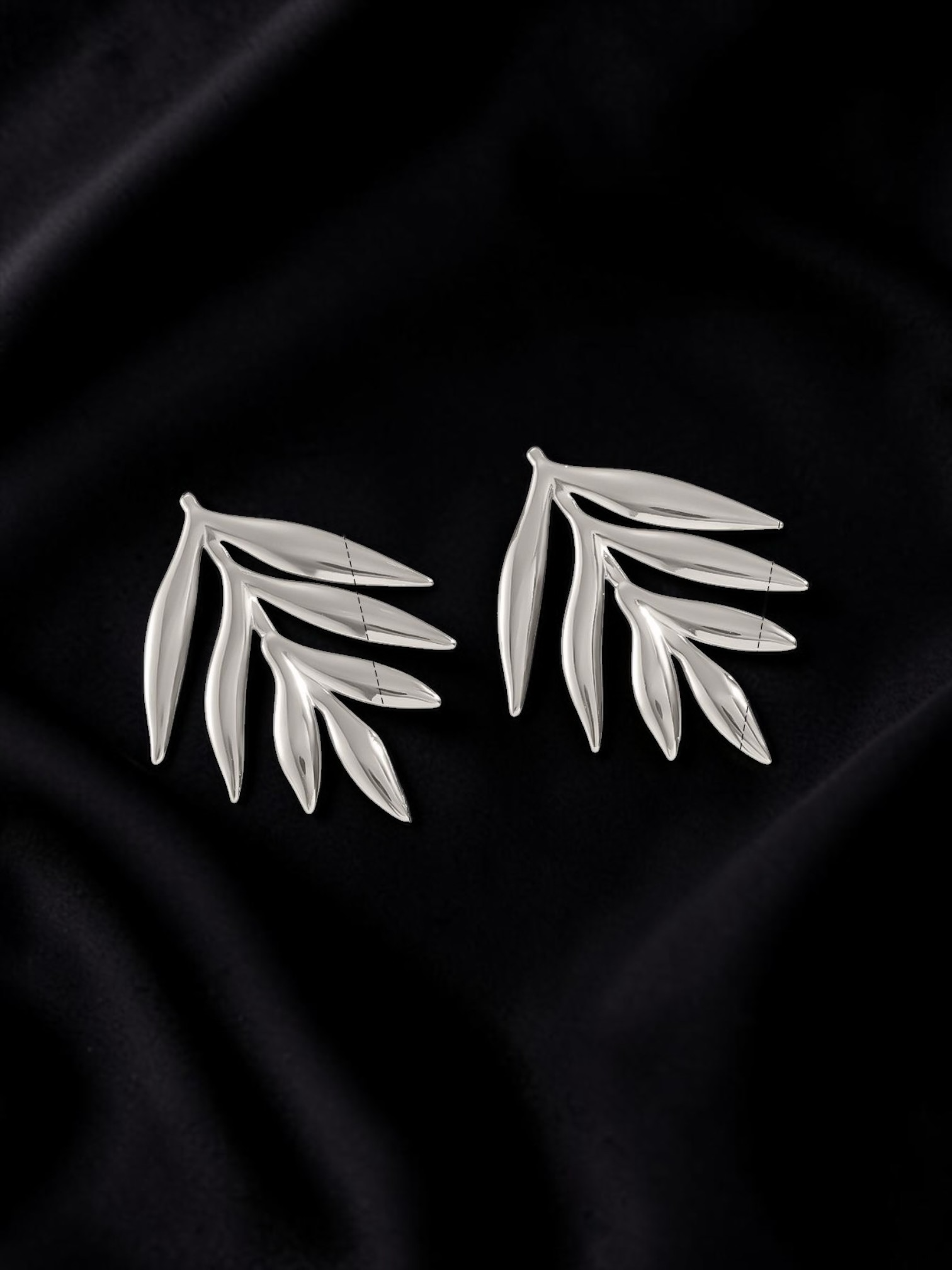 Hypoallergenic Leaves Stud Earrings for Women in 18K Gold Plated 316 L Stainless Steel