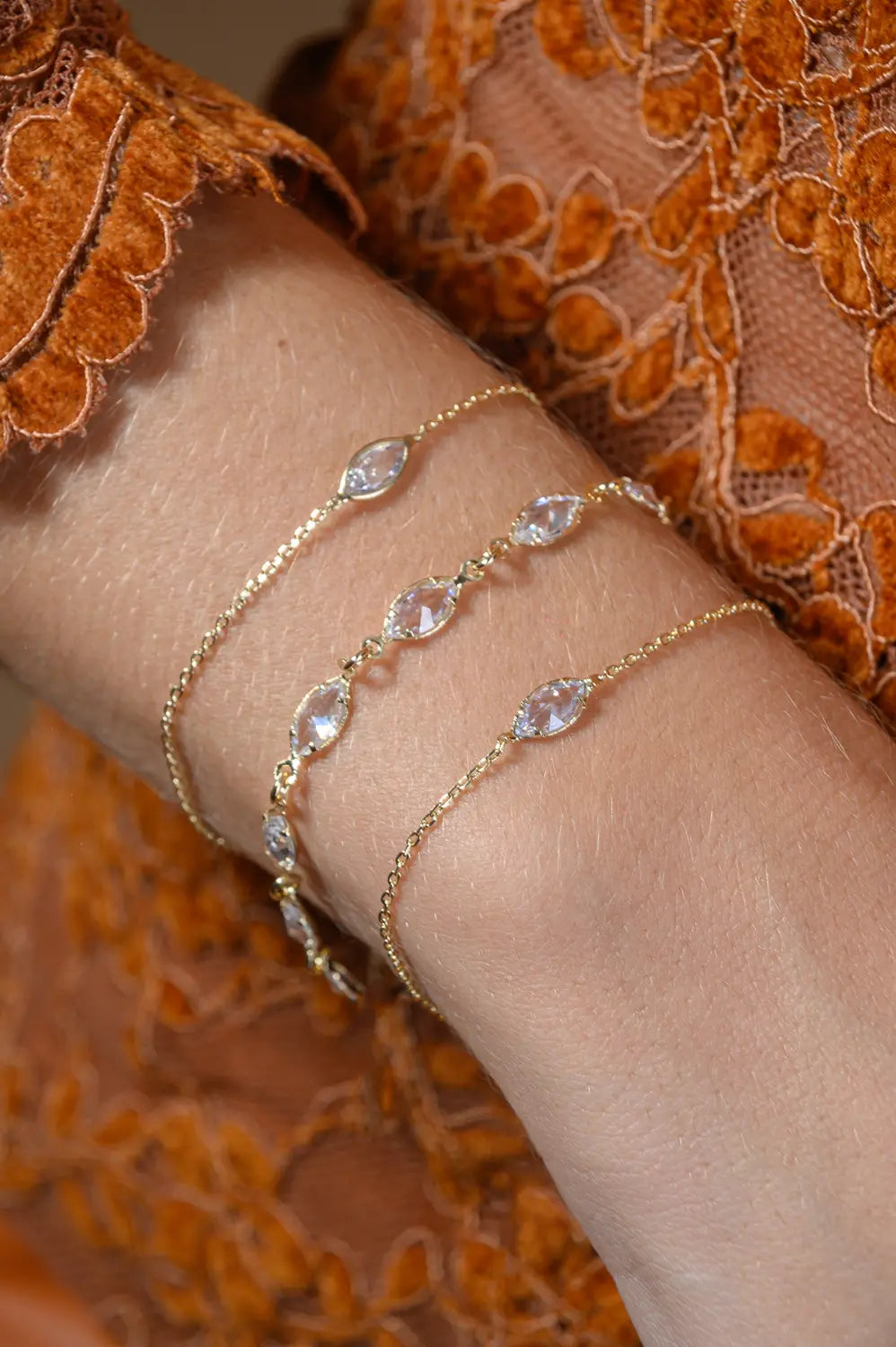 Single Navette Bracelet 18k Gold Plated