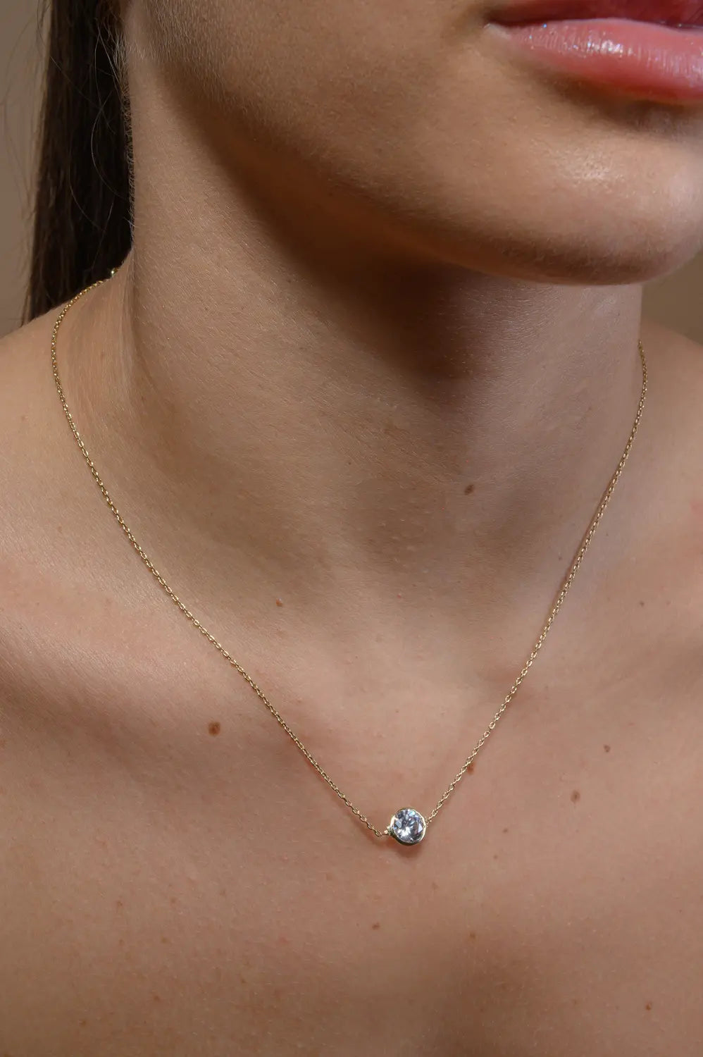 Single Sphere Pendant Necklace | 18k Gold Plated